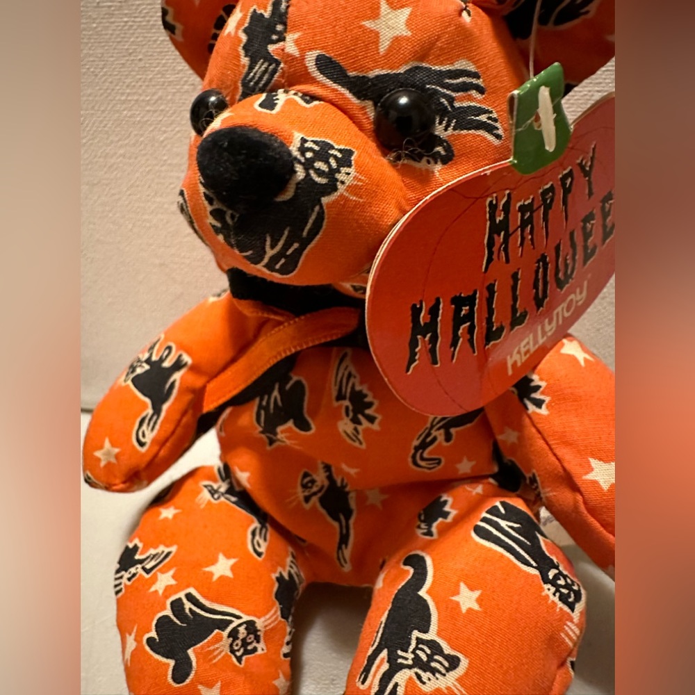 Bear, plush Kelly toy HAPPY HALLOWEEN 🎃 1999 7” W/Tags